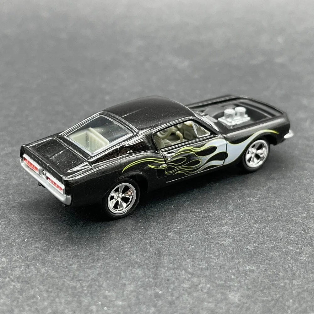 Johnny Lightning 1968 '68 Shelby‎ GT500 Car Metallic Black Flames Diecast 1/64